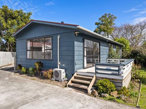 12 Rossiter Avenue, Waiuku