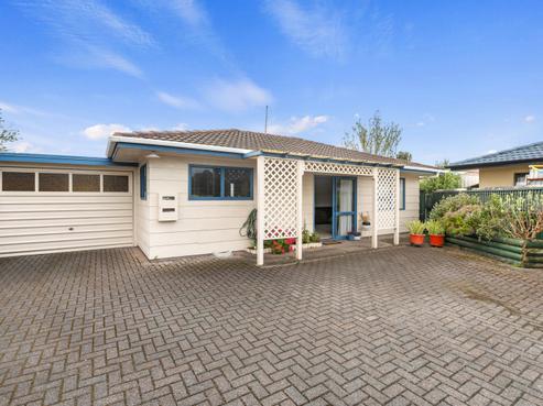 23B Larch Street, Victoria