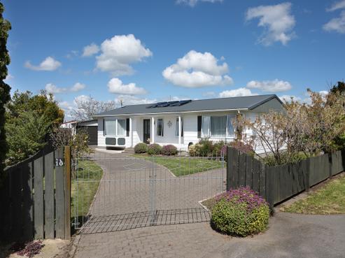 10 Mansell Crescent, Bulls