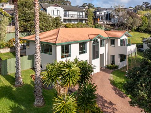 8 Coralsea Way, Arkles Bay