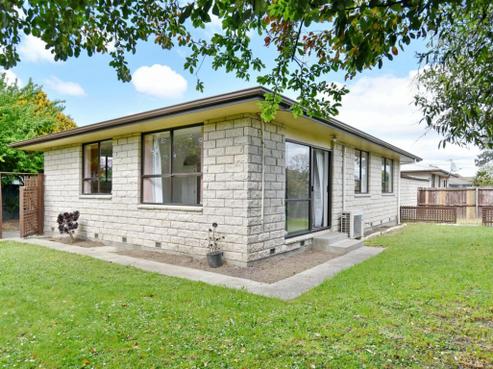 2/121 Marlow Road, Aranui