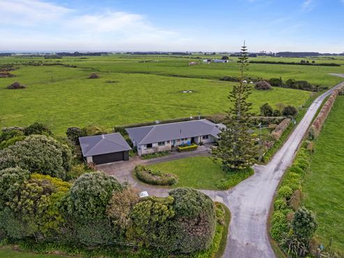 819/889 Oeo Road, Manaia