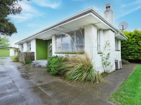 19 Lauder Crescent, Heidelberg