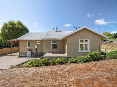 203 Gladstone Road North, Mosgiel