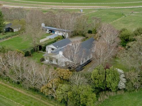 102 Racecourse Road, Allenton