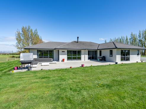 1120 Knapdale Road, Gore Surrounds