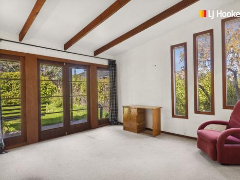 8 Pitcairn Street, Belleknowes