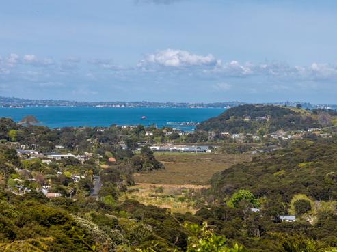 53 Crescent Road East, Ostend