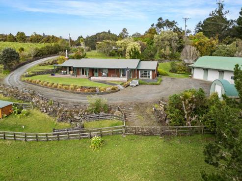 5 Wenz Bayer Road, Puhoi