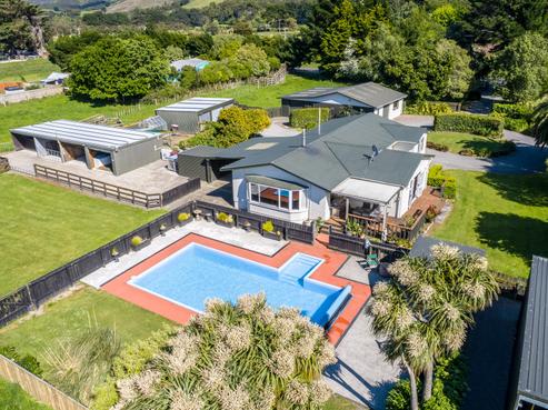 49 Western Lake Road, Featherston