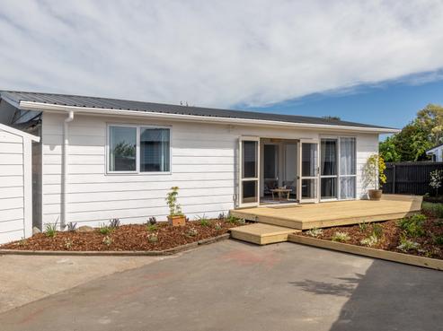2/98 Neill Street, Hornby