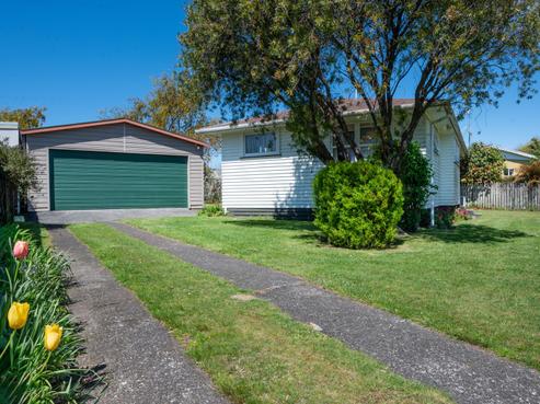 4 Meri Grove, Turangi