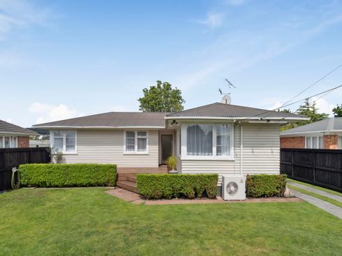 1/127 Clevedon Road, Papakura