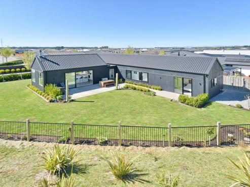 27 Pahua Street, Pegasus