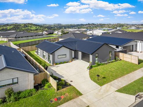 5 Lachlan Thompson Drive, Warkworth