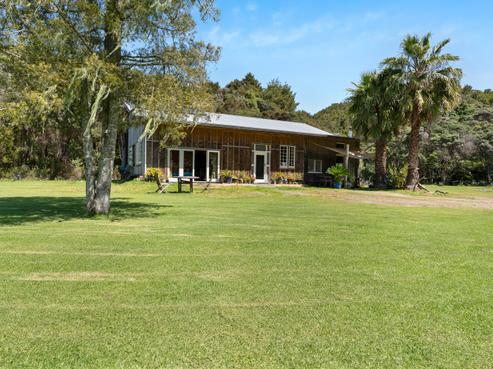31 Waitorupai Way, Matapouri