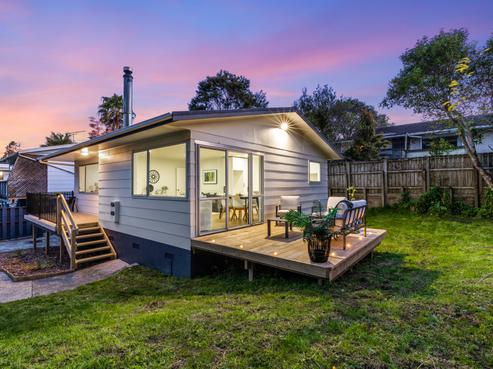 2/9A De Val Drive, Titirangi
