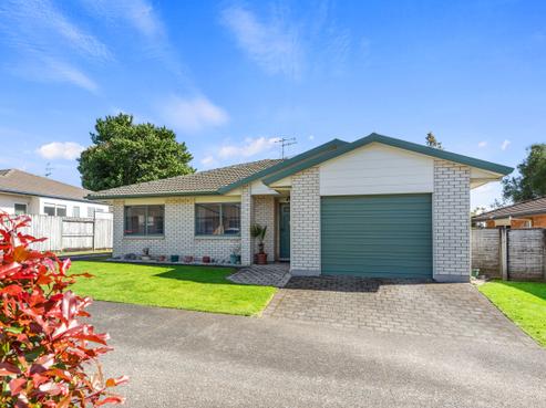 6 Abbey Way, Judea