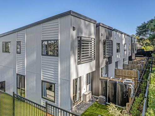 3/58 Kemp Road, Massey