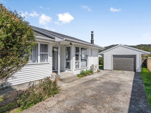 15 Kumeroa Grove, Wainuiomata