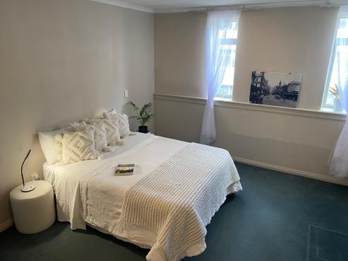 2/219D Willis Street, Te Aro