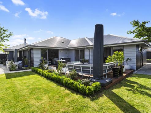 18 Oaks Drive, Lincoln
