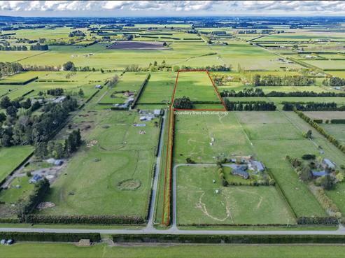 78 Howsons Road, Cust