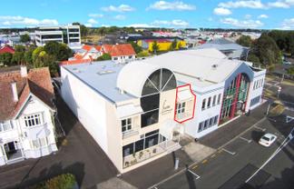 Quality Office Suite Close to the Square