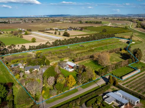 84 Basil Road, Meeanee