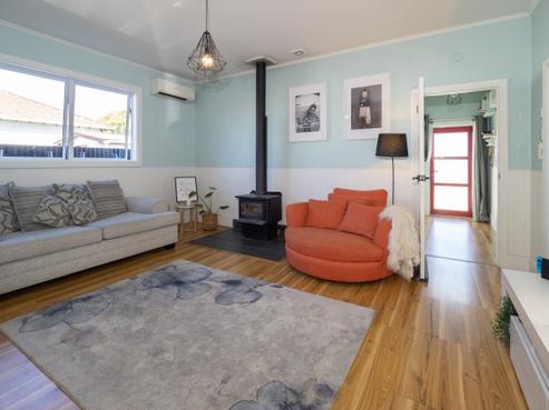 71 Beach Road, Hampstead