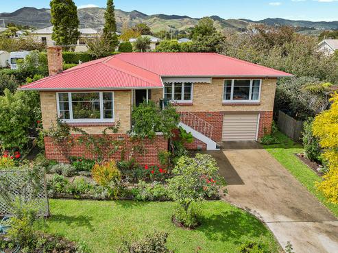 13 Taylor Avenue, Paeroa