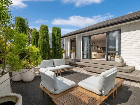 2 Omana Road, Milford