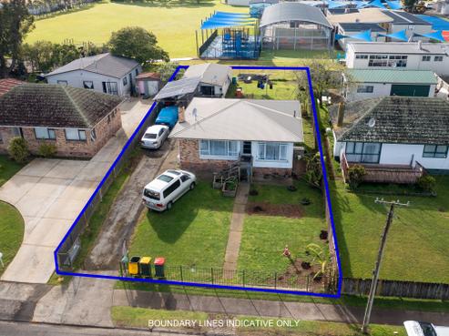 13 Tyrone Street, Otara