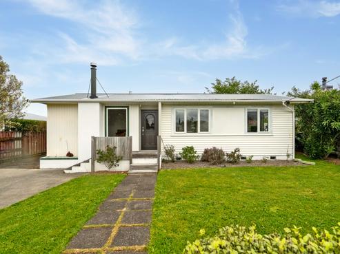 60 Brandon Street, Featherston