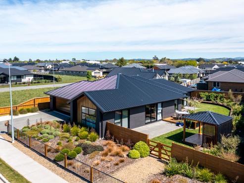 37 Claremont Crescent, Amberley