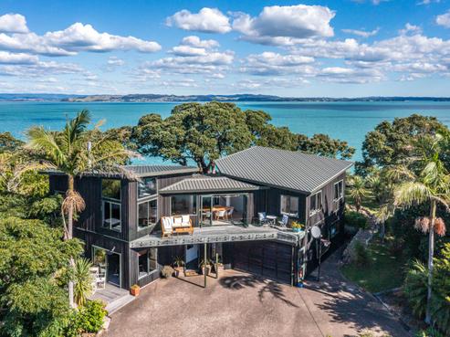 62 Kennedy Point Road, Surfdale