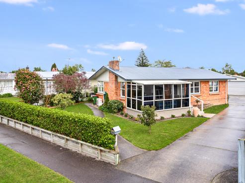 31 Betley Crescent, Fairview Downs