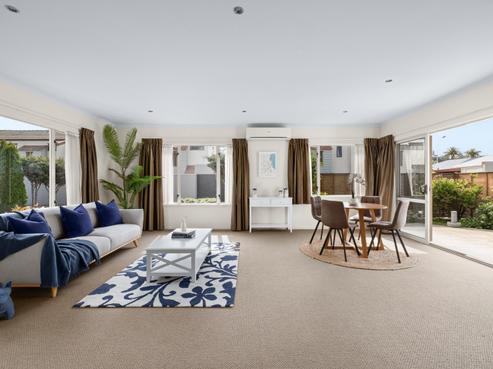 8B Nelson Crescent, Napier South