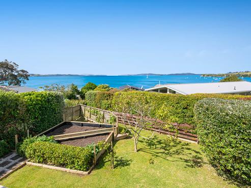 4 The Glade, Algies Bay