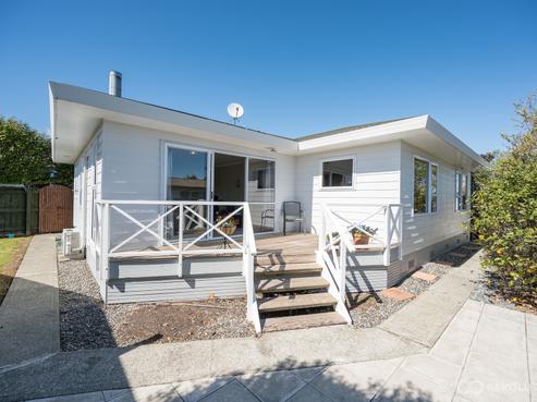 2/30 Aldinga Avenue, Stoke