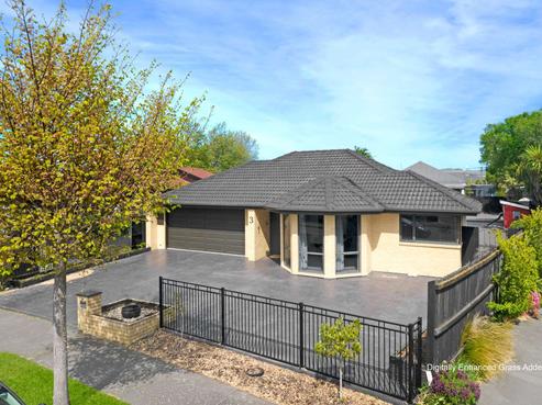 3 Laguna Gardens, Shirley