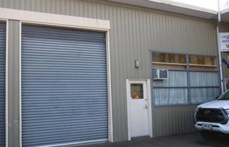 Affordable Handy Tremaine Avenue Premises