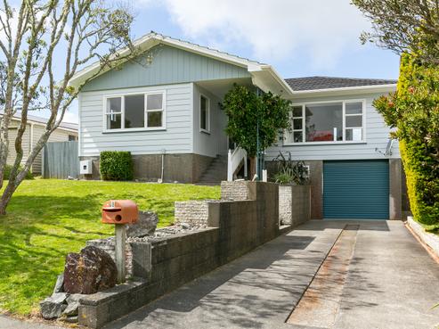 8 Glenamoy Crescent, Johnsonville