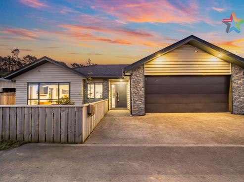 12 Richard Sadleir Way, Belmont