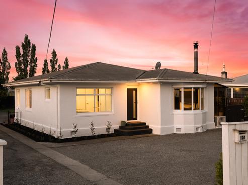 104 New Renwick Road, Burleigh