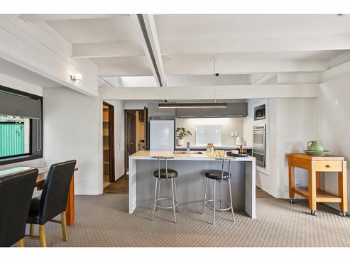 85 Poplar Street, Gleniti