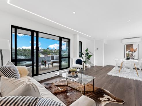 49 Northboro Road, Belmont