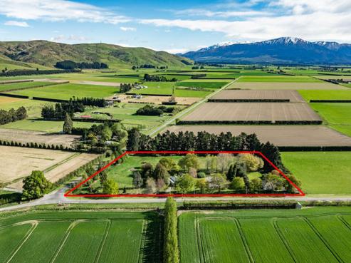 180 Anama School Road, Mayfield
