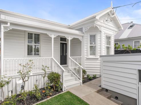 9 Fifth Avenue, Mount Albert