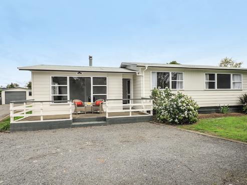 30 Ross Street, Otane